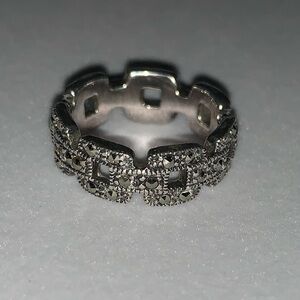 Vintage MT 925 Sterling Silver Chain Ring with Marcasites Pave Gems Size 5.5